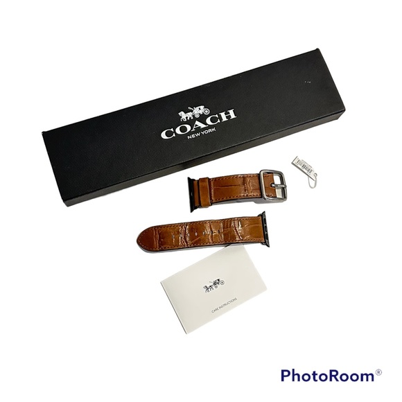 Coach Apple Watch 42 mm Brown Leather - Picture 1 of 14